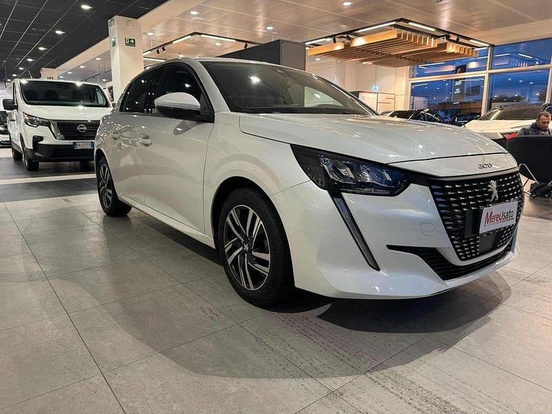 Usata Peugeot 208 GT 101 CV (74 kW) 2021 Bianco Utilitaria