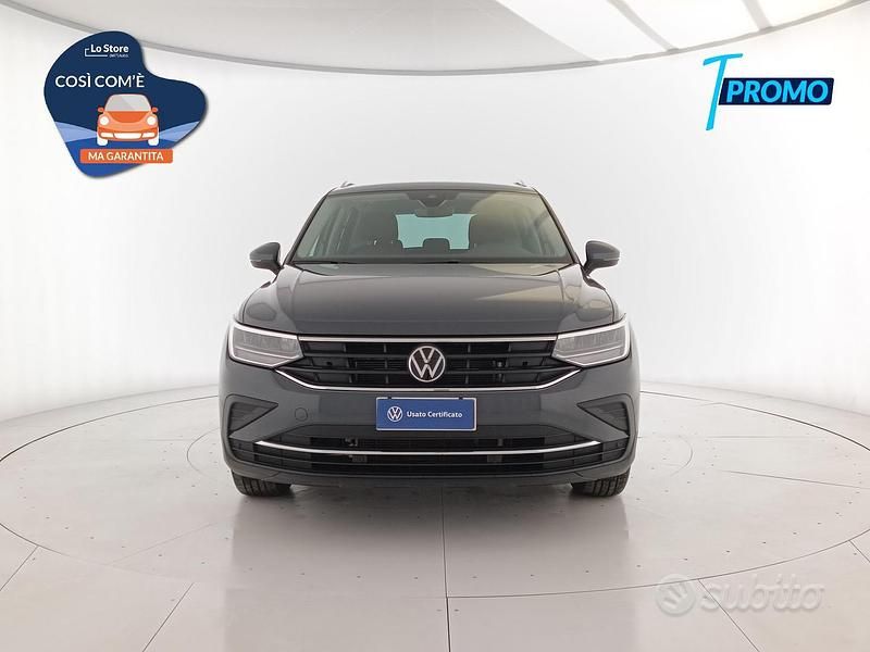 Usata VW Tiguan Life 150 CV (110 kW) 2023 Dolphin grey metallizzato SUV