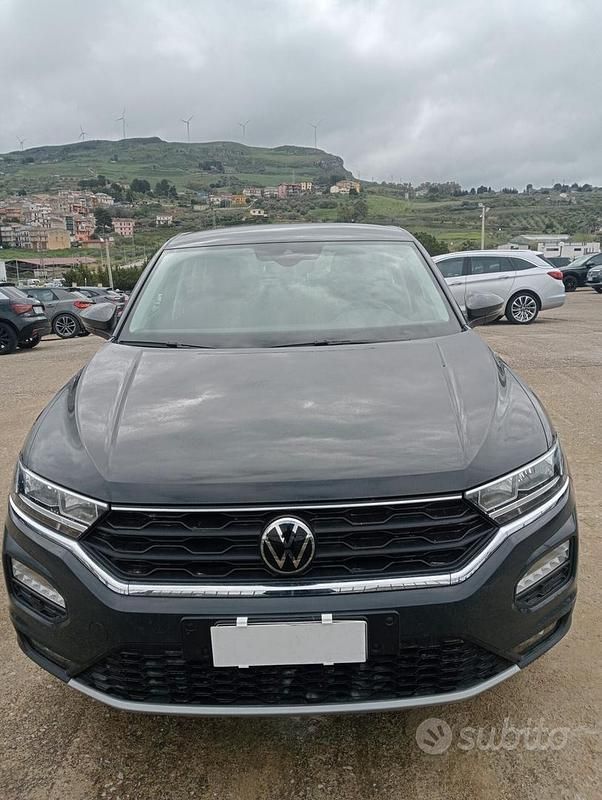 Usata VW T-Roc Style 150 CV (110 kW) 2021 Grigio SUV