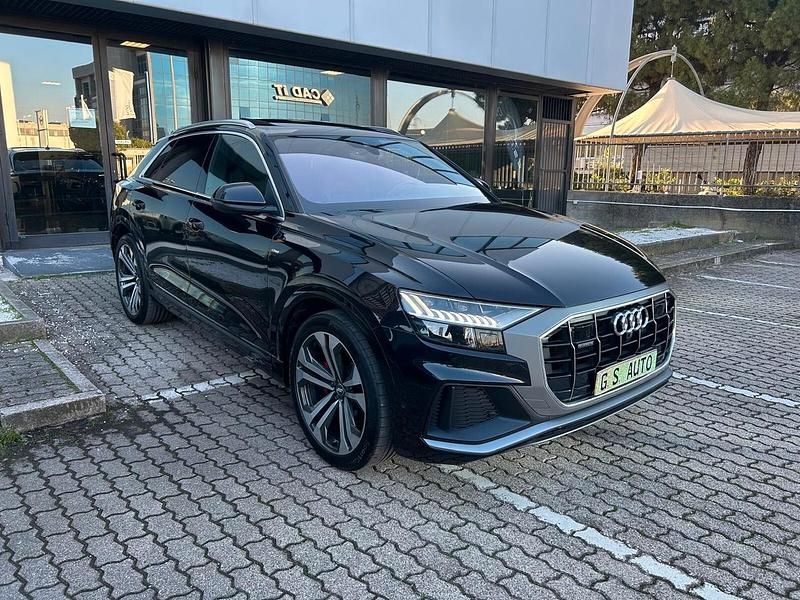 Usata Audi Q8 S-Line 286 CV (210 kW) 2018 Nero SUV
