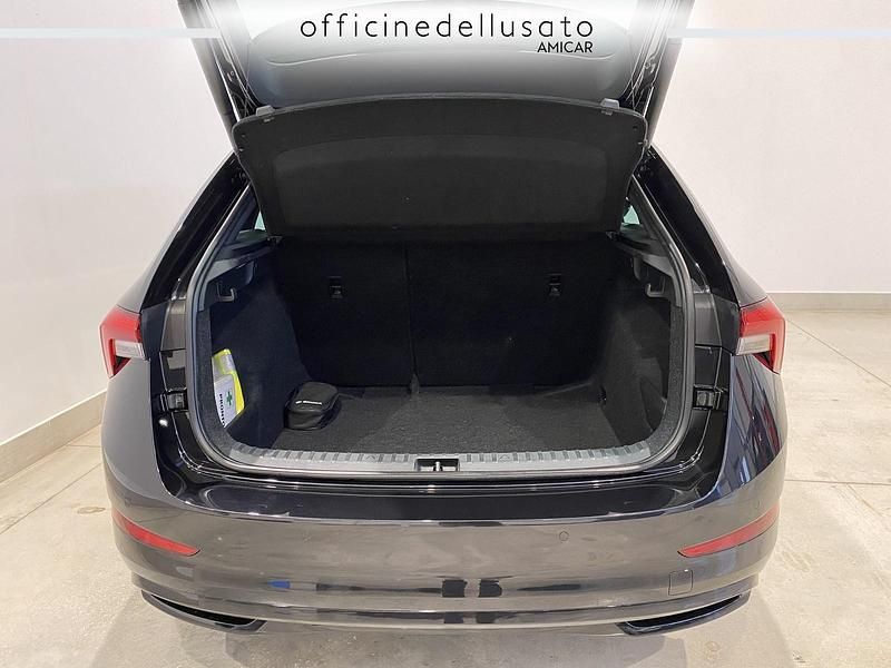 Usata Skoda Scala Monte Carlo 110 CV (80 kW) 2023 Nero tulipano perlato Utilitaria