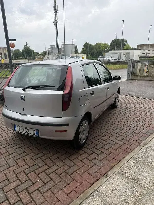Usata Fiat Punto Classica 60 CV (44 kW) 2007 Utilitaria