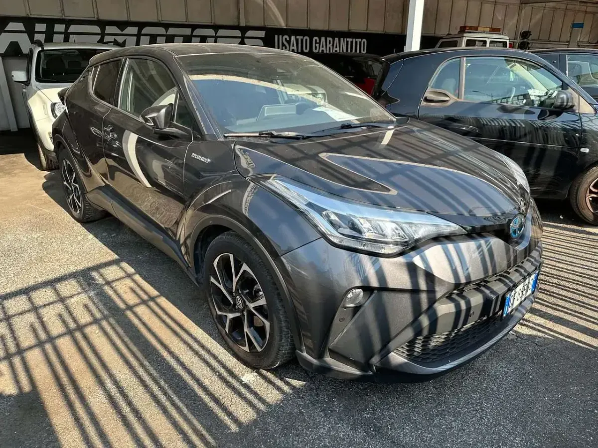 Usata Toyota C-HR Comfort 152 CV (111 kW) 2021 Grigio SUV