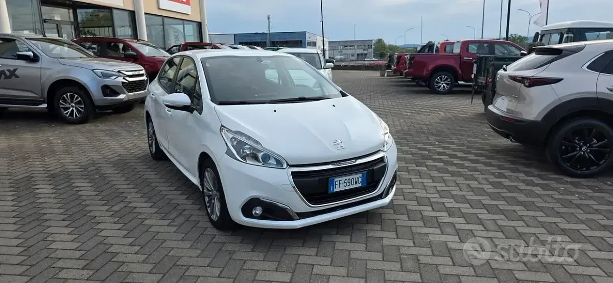 Usata Peugeot 208 75 CV (55 kW) 2017 Bianco Utilitaria
