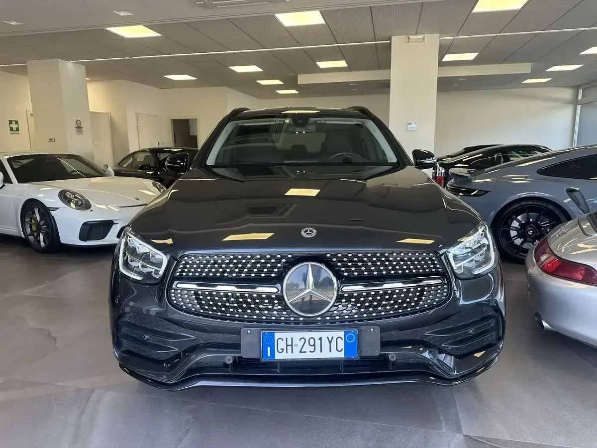 Usata Mercedes GLC220 Premium 194 CV (142 kW) 2022 Grigio SUV