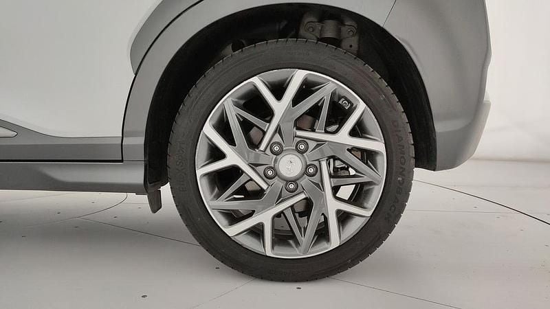 Usata Hyundai Kona XPrime 141 CV (103 kW) 2020 Bianco SUV