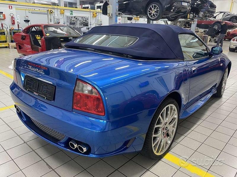 Usata Maserati Spyder 390 CV (286 kW) 2005 Blu/azzurro Cabrio