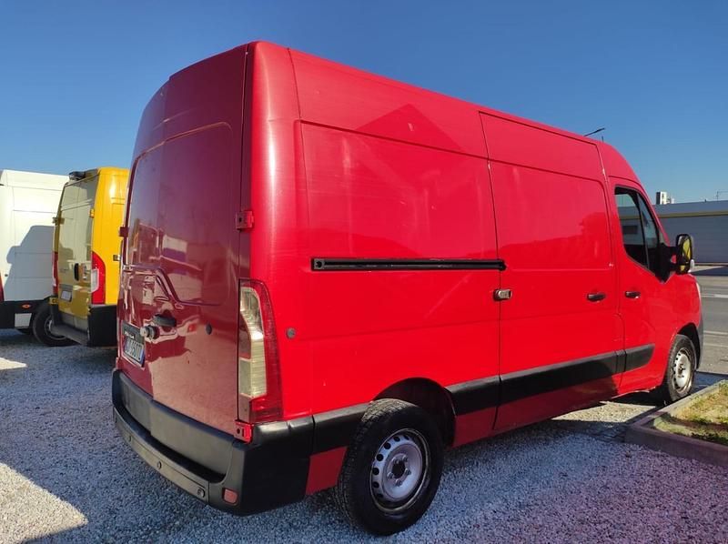 Usata Renault Master 145 CV (106 kW) 2020 Rosso Monovolume