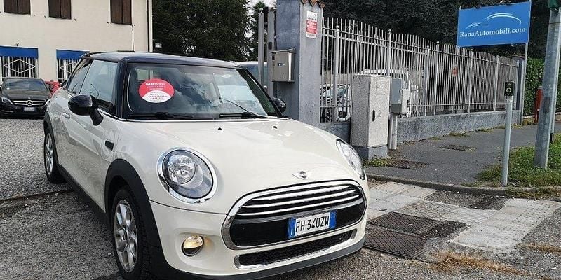 Usata Mini Cooper D 116 CV (85 kW) 2017 Bianco Utilitaria
