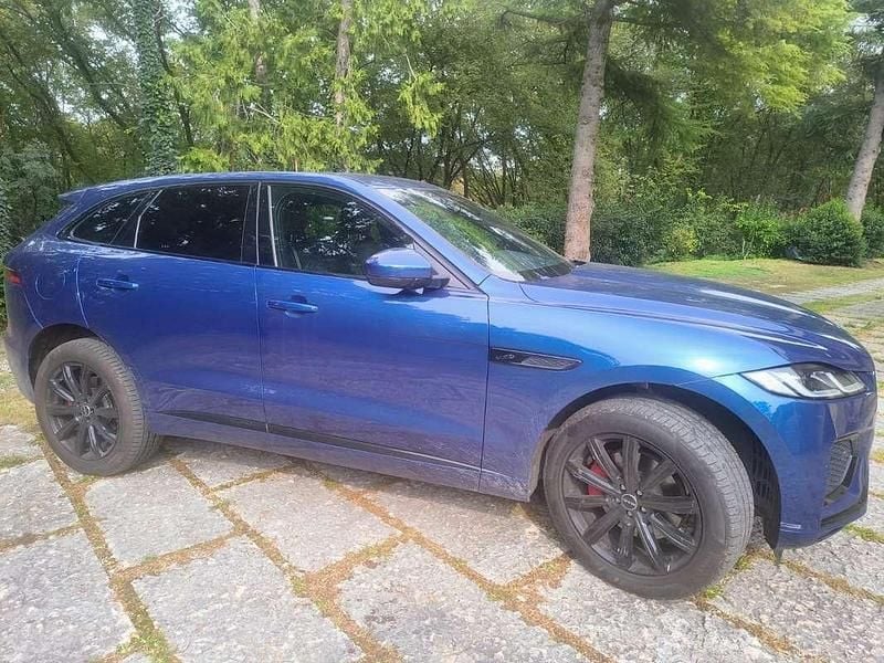 Usata Jaguar F-Pace R-Dynamic 250 CV (183 kW) 2022 Blu/azzurro SUV