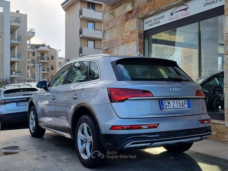 Usata Audi Q5 Advanced 204 CV (150 kW) 2023 Grigio SUV