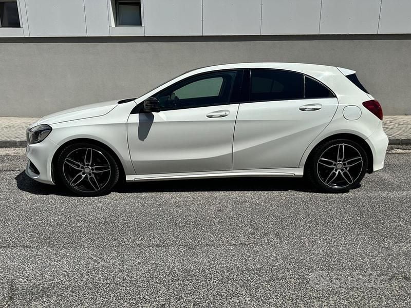 Usata Mercedes A180 Premium 109 CV (80 kW) 2016 Bianco Berlina