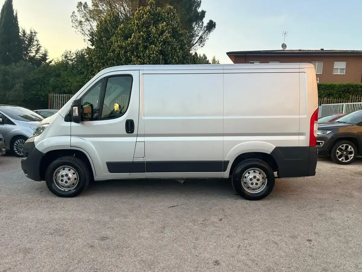 Usata Citroën Jumper 110 CV (80 kW) 2017 Argento Monovolume