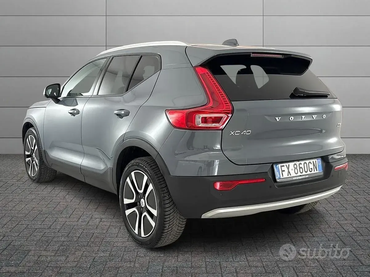 Usata Volvo XC40 Inscription 150 CV (110 kW) 2019 Grigio SUV