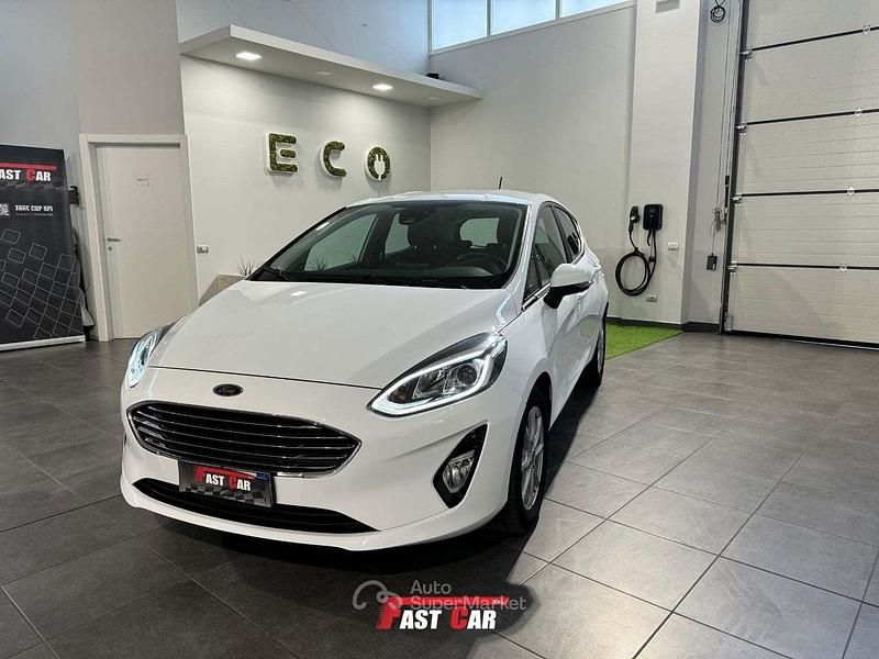 Usata Ford Fiesta Titanium 75 CV (55 kW) 2020 Bianco Utilitaria
