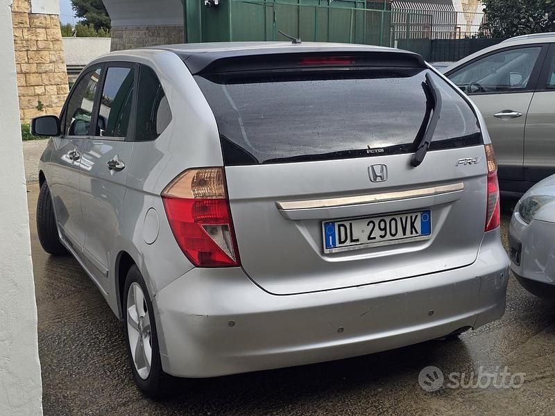 Usata Honda FR-V Comfort Plus 140 CV (102 kW) 2007 Grigio Monovolume