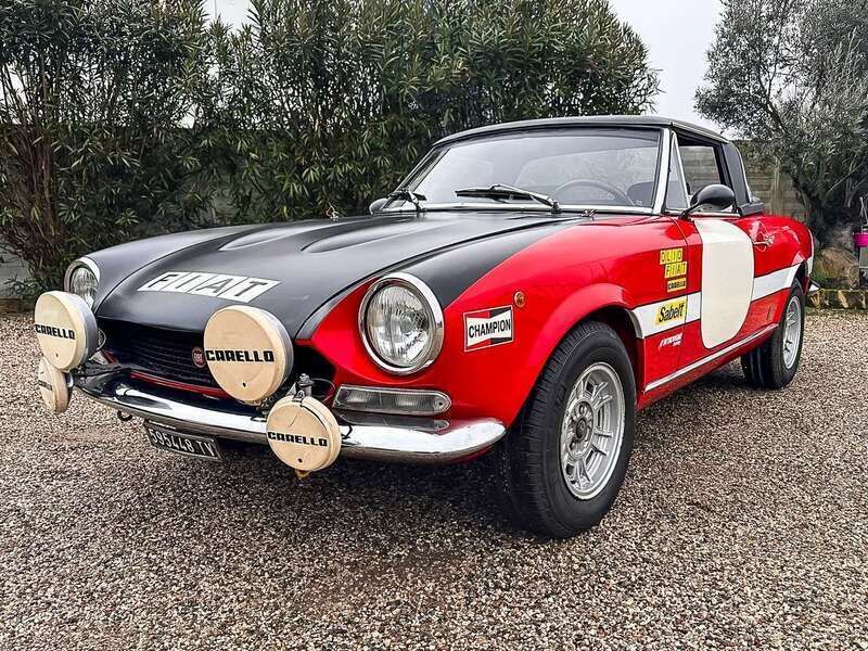 Usata Fiat 124 Spider Sport 90 CV (66 kW) 1968 Rosso Cabrio
