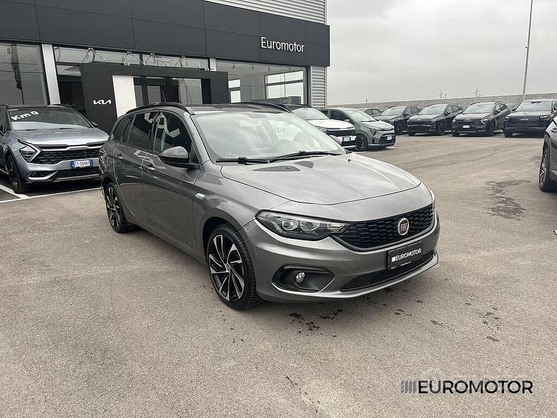 Usata Fiat Tipo S 120 CV (88 kW) 2018 Grigio Station wagon