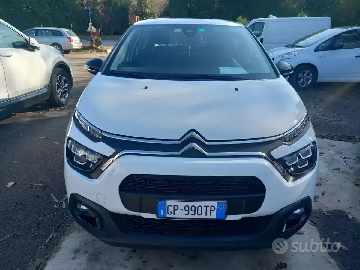 Usata Citroën C3 Feel 102 CV (75 kW) 2023 Bianco Utilitaria