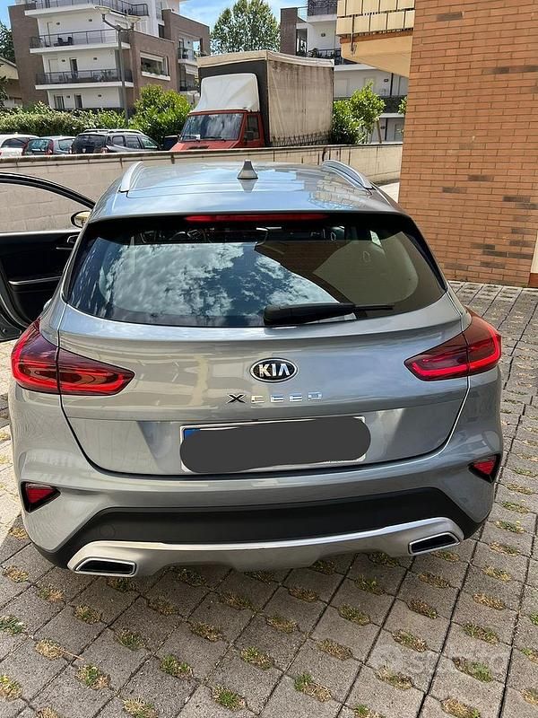 Usata Kia XCeed 2021 Grigio SUV