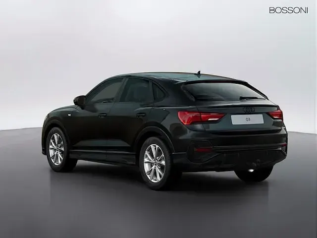 Usata Audi Q3 Sportback S-Line 150 CV (110 kW) 2025 Nero SUV