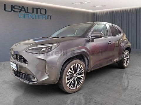 Usata Toyota Yaris Cross Lounge 131 CV (96 kW) 2024 Grigio SUV