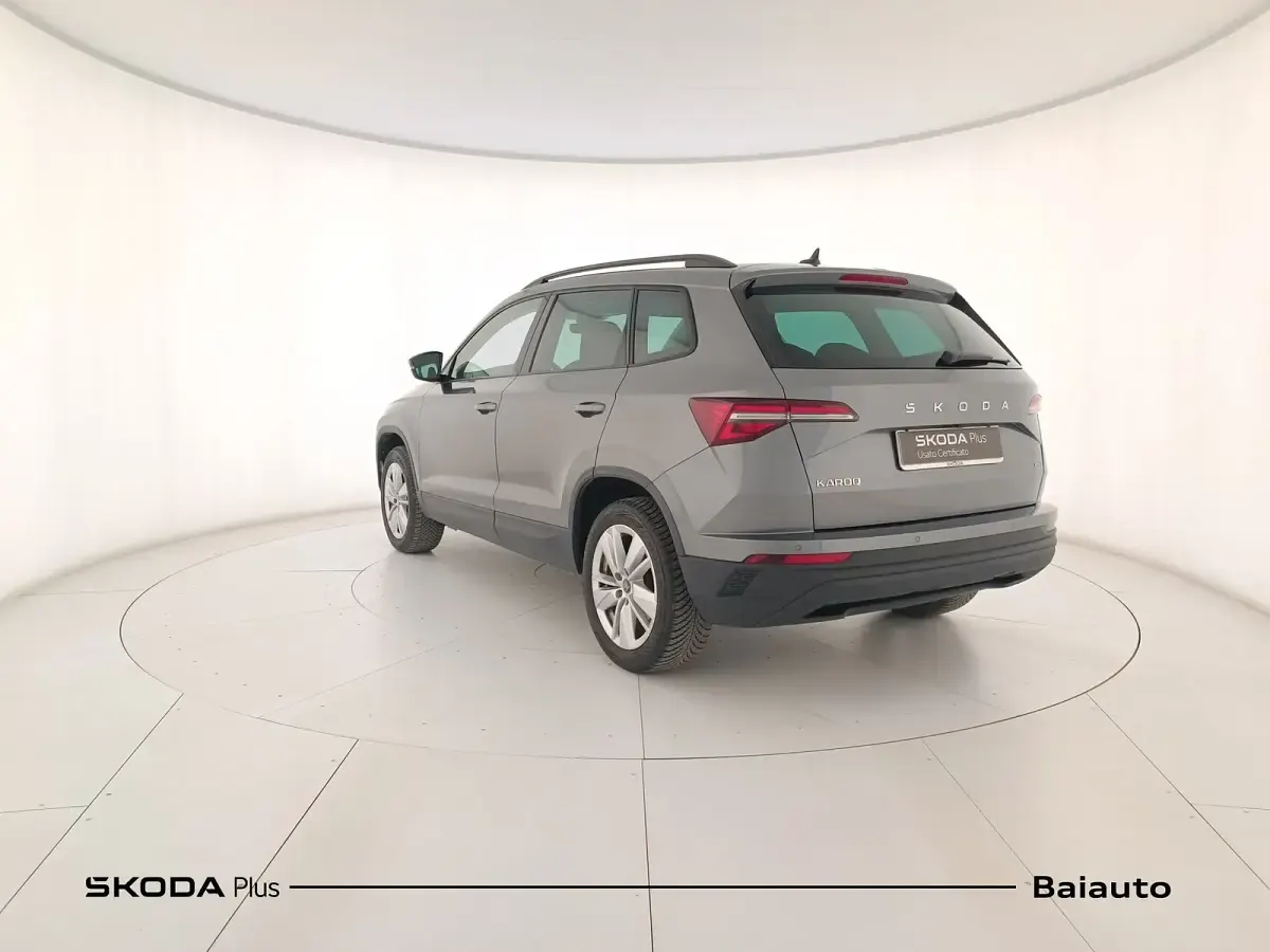 Usata Skoda Karoq Executive 150 CV (110 kW) 2025 Grigio SUV