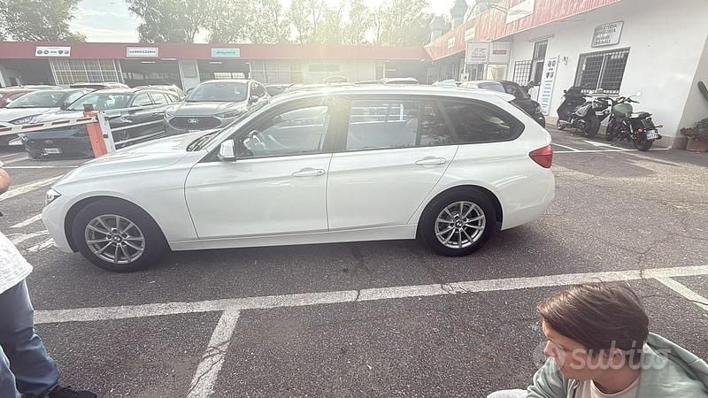 Usata BMW 318 2016 Bianco Station wagon