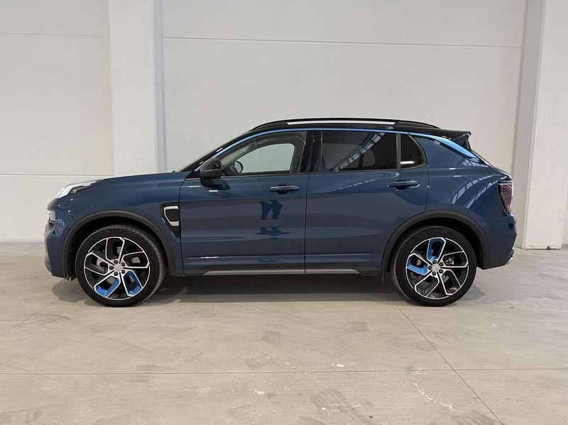 Usata Lynk & Co 01 179 CV (131 kW) 2022 Blu metallizzato SUV