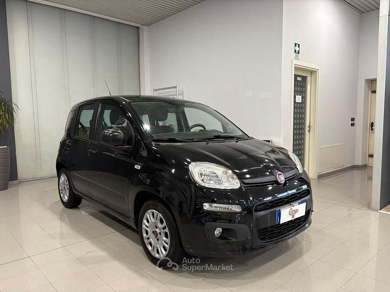 Usata Fiat Panda Young 69 CV (50 kW) 2015 Nero Utilitaria