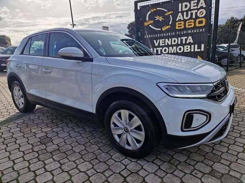Bianco Usata 2023 VW T-Roc Business SUV | 16.200 € (Super prezzo) - Immagine 1/4