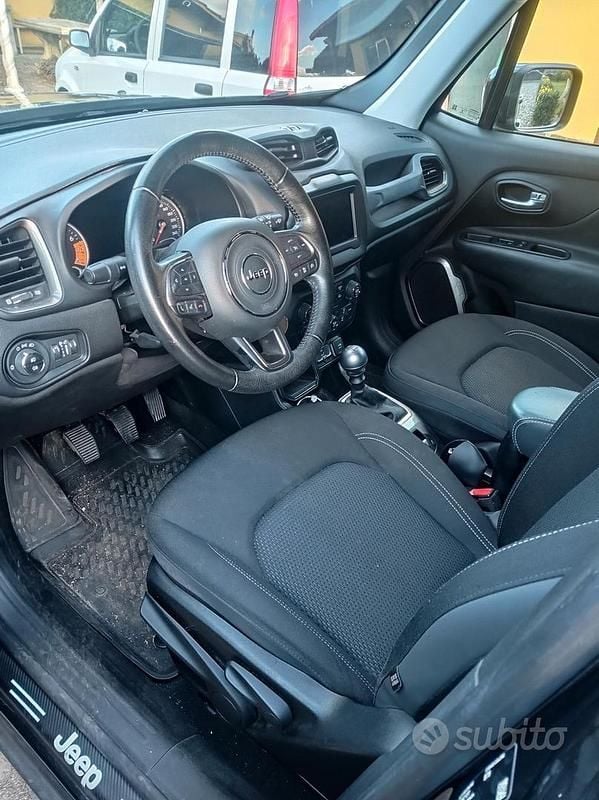 Usata Jeep Renegade 120 CV (88 kW) 2019 Nero SUV