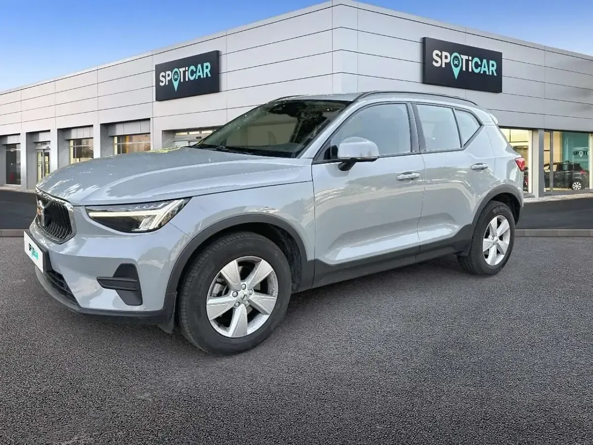 Usata Volvo XC40 163 CV (119 kW) 2024 Grigio SUV