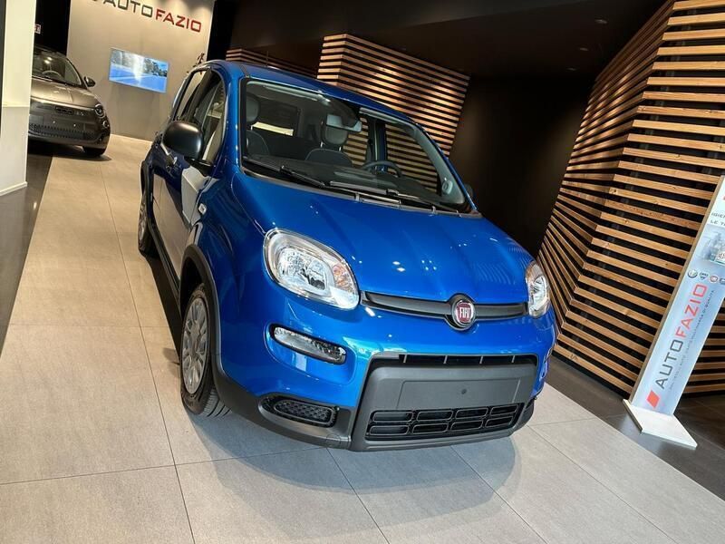 Usata Fiat Panda City Life 70 CV (51 kW) 2024 Blu Utilitaria