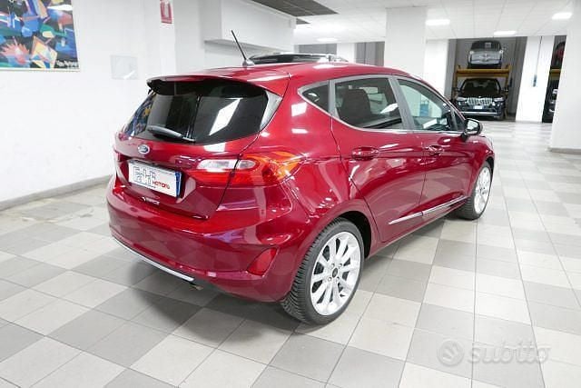 Usata Ford Fiesta Vignale 101 CV (74 kW) 2018 Rosso Utilitaria