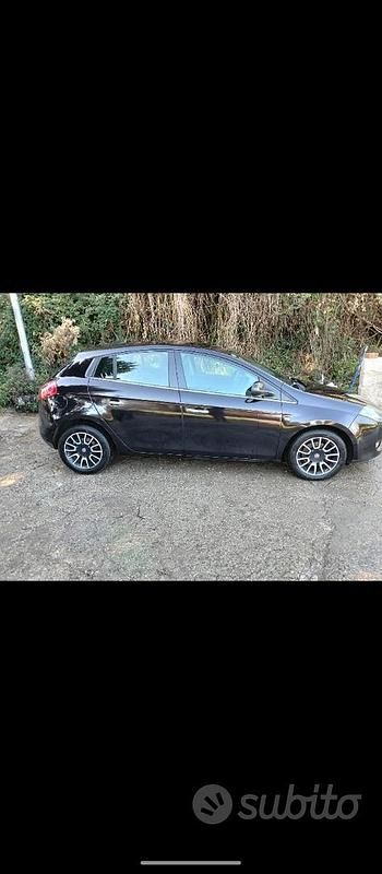 Usata Fiat Bravo 105 CV (77 kW) 2013 Nero Utilitaria