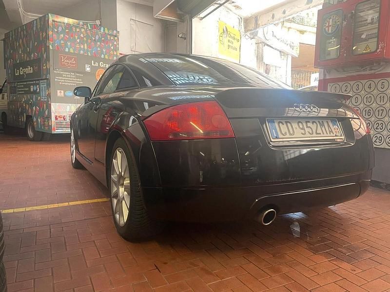 Usata Audi TT 179 CV (131 kW) 2000 Nero Coupé