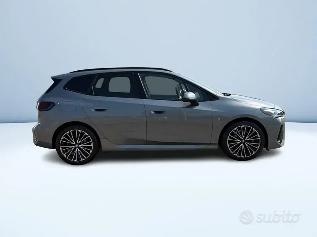 Usata BMW 218 Active Tourer M Sport 150 CV (110 kW) 2025 Grigio Monovolume
