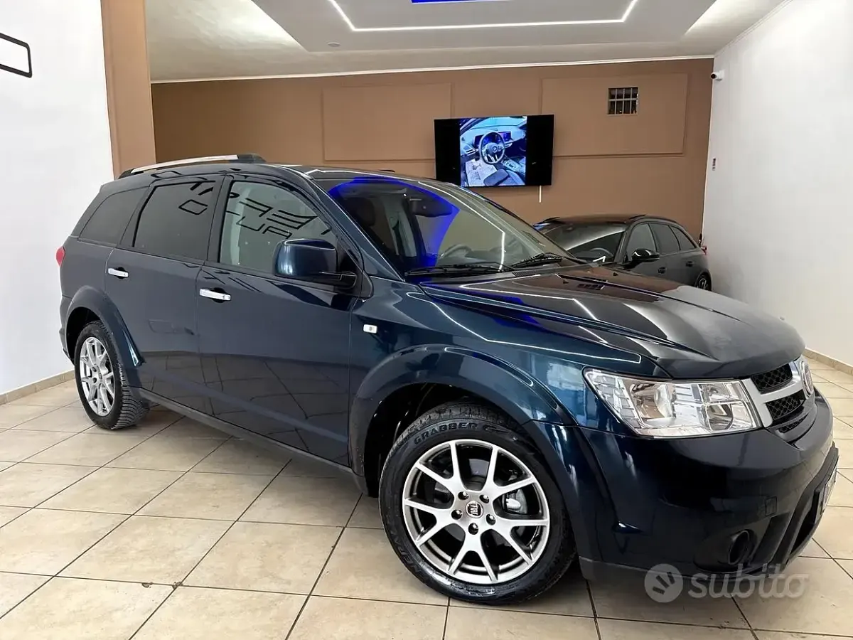 Usata Fiat Freemont Urban 170 CV (125 kW) 2013 Blu SUV