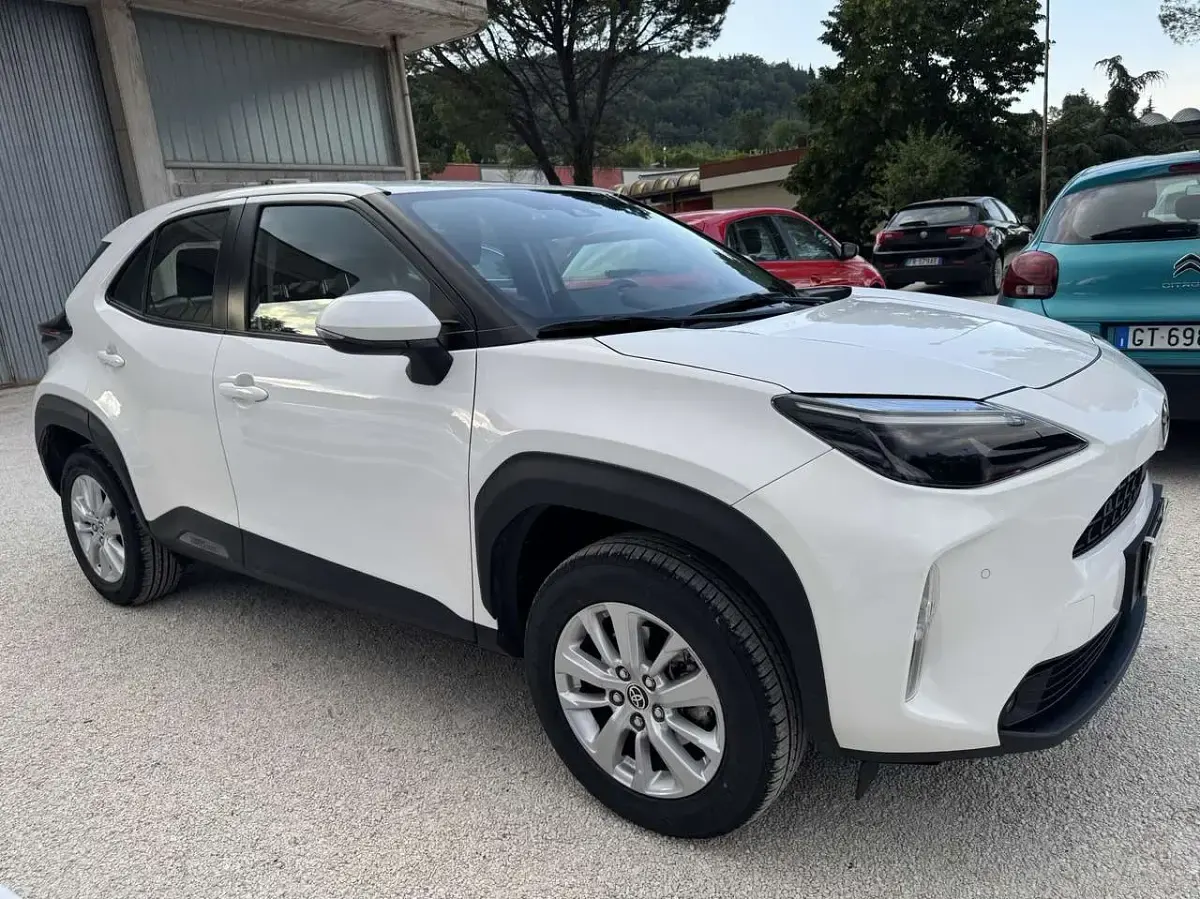 Usata Toyota Yaris Cross Business Edition 92 CV (67 kW) 2022 Other SUV