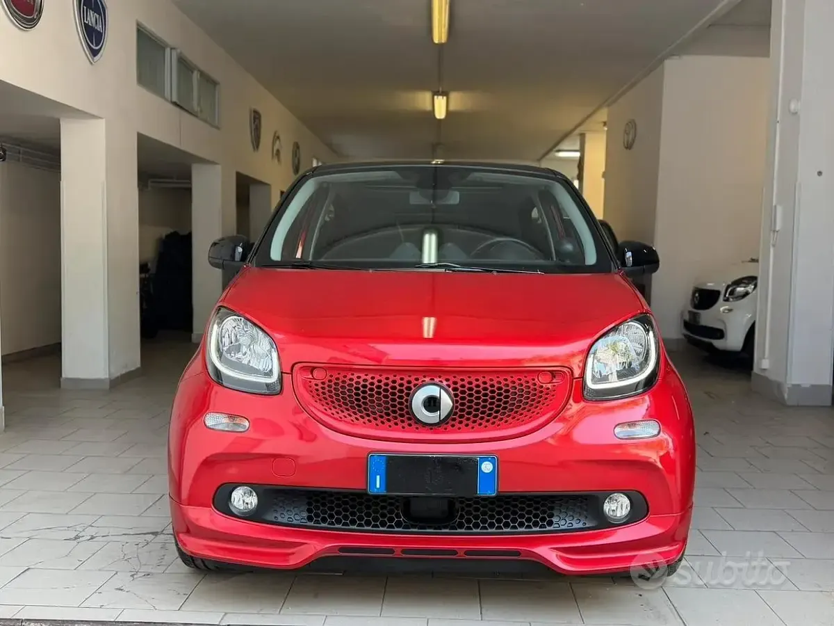 Usata Smart ForFour Passion 71 CV (52 kW) 2019 Rosso Utilitaria