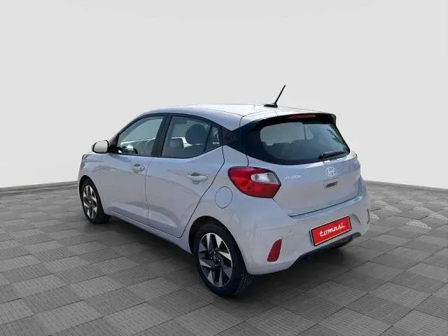 Usata Hyundai i10 62 CV (45 kW) 2025 Grigio Utilitaria