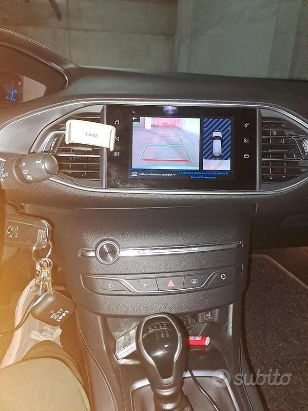 Usata Peugeot 308 SW Allure 131 CV (96 kW) 2021 Argento Station wagon