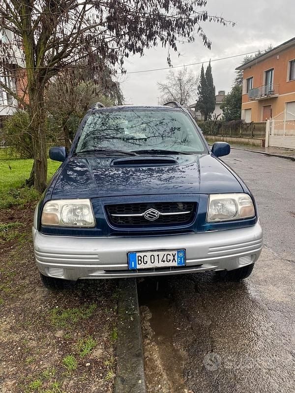 Usata Suzuki Vitara 87 CV (63 kW) 2000 Blu SUV