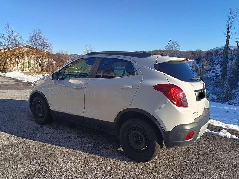 Bianco Usata 2015 Opel Mokka Cosmo SUV | 8000 € (Ottimo prezzo) - Immagine 1/4