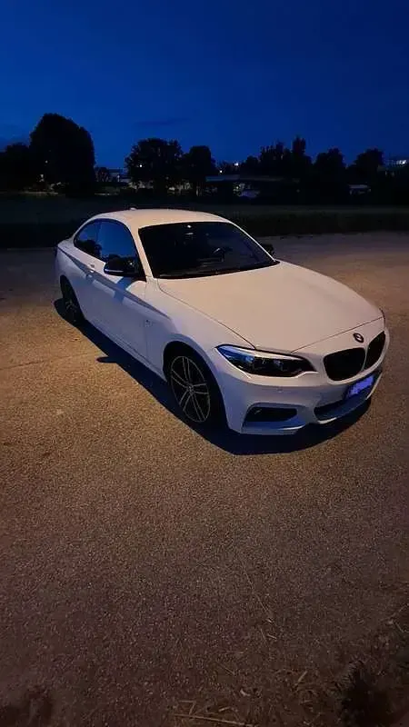 Usata BMW 220 Sport Line 190 CV (139 kW) 2018 Bianco Coupé