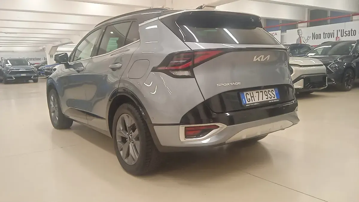 Usata Kia Sportage GT-Line 179 CV (131 kW) 2022 Like silver SUV