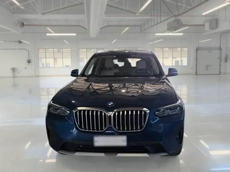 Usata BMW X3 Efficient Dynamics 190 CV (139 kW) 2022 Blu SUV