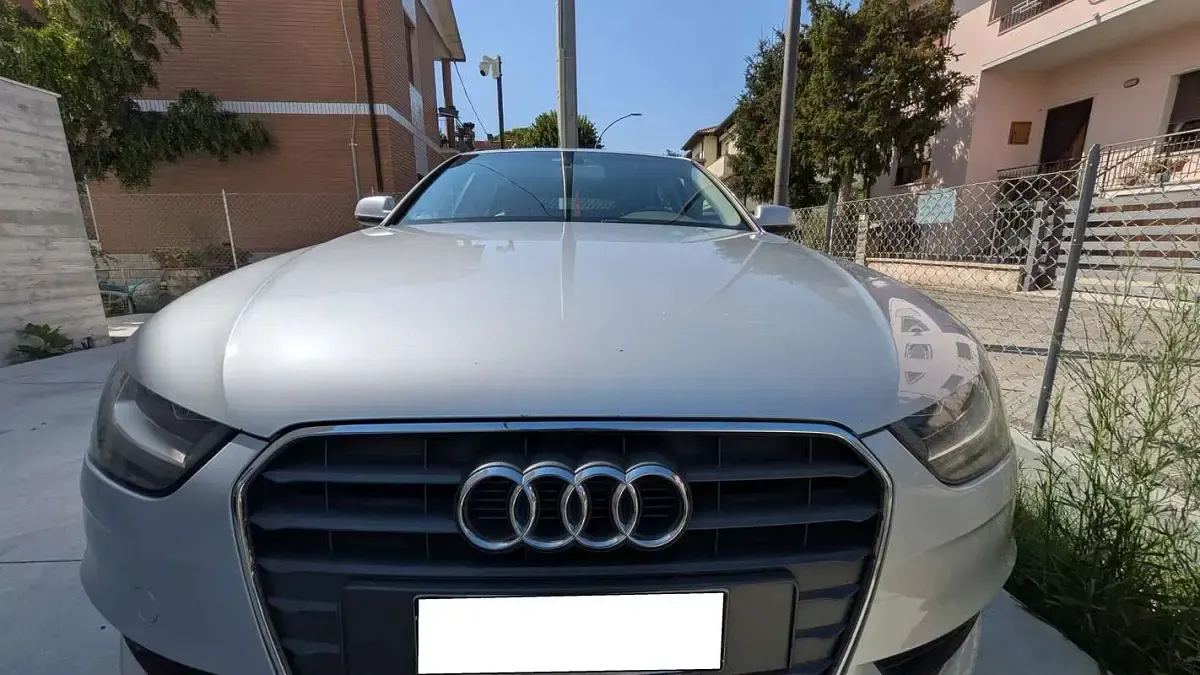 Usata Audi A4 Business 143 CV (105 kW) 2013 Argento Station wagon
