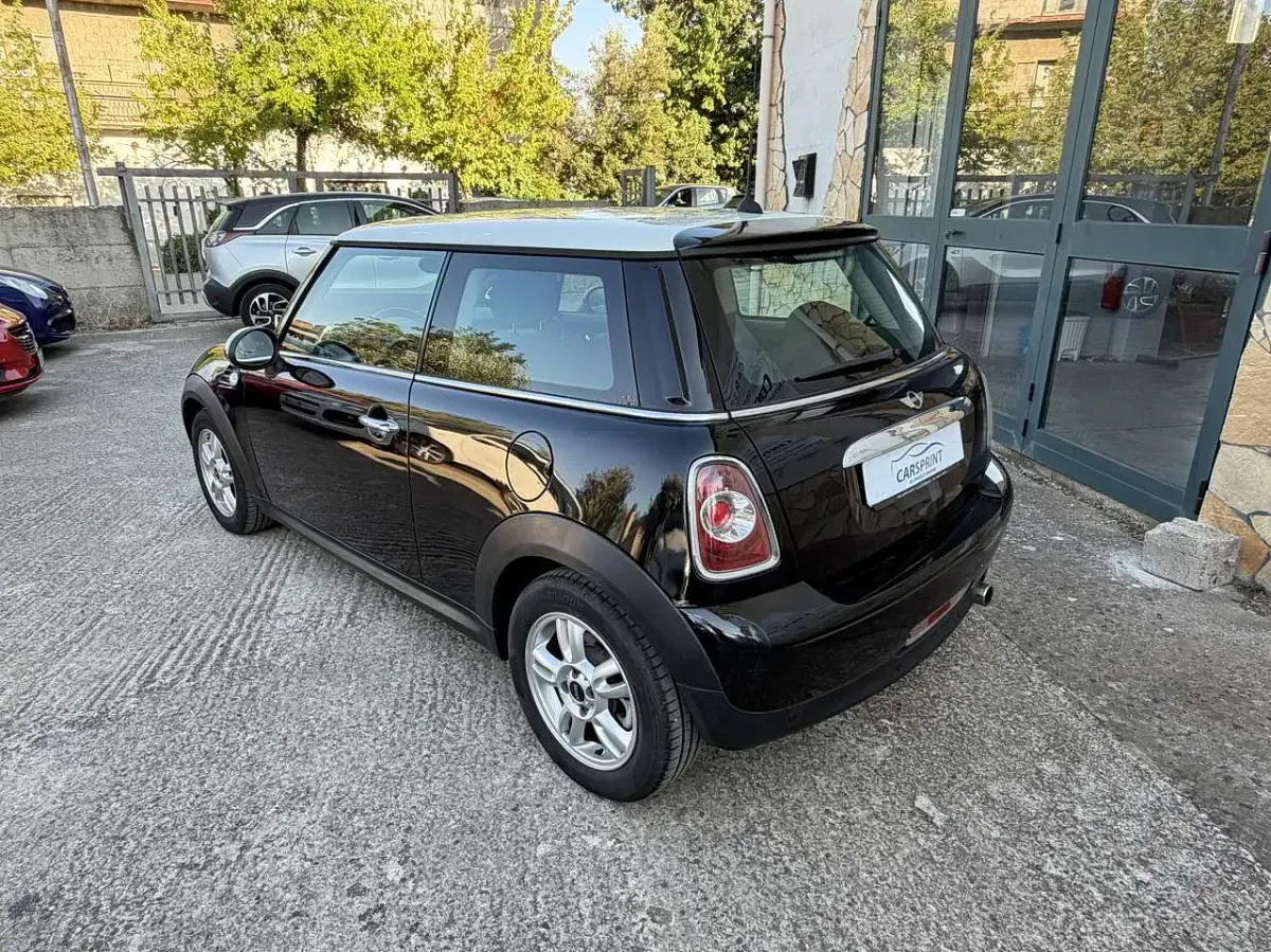Usata Mini ONE 75 CV (55 kW) 2011 Nero Utilitaria